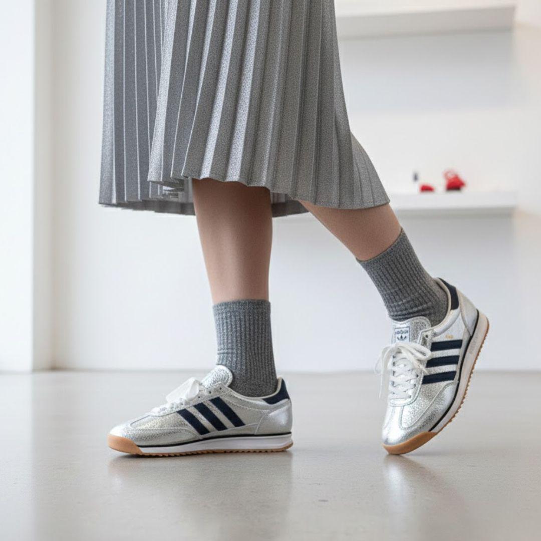 ADIDAS SL