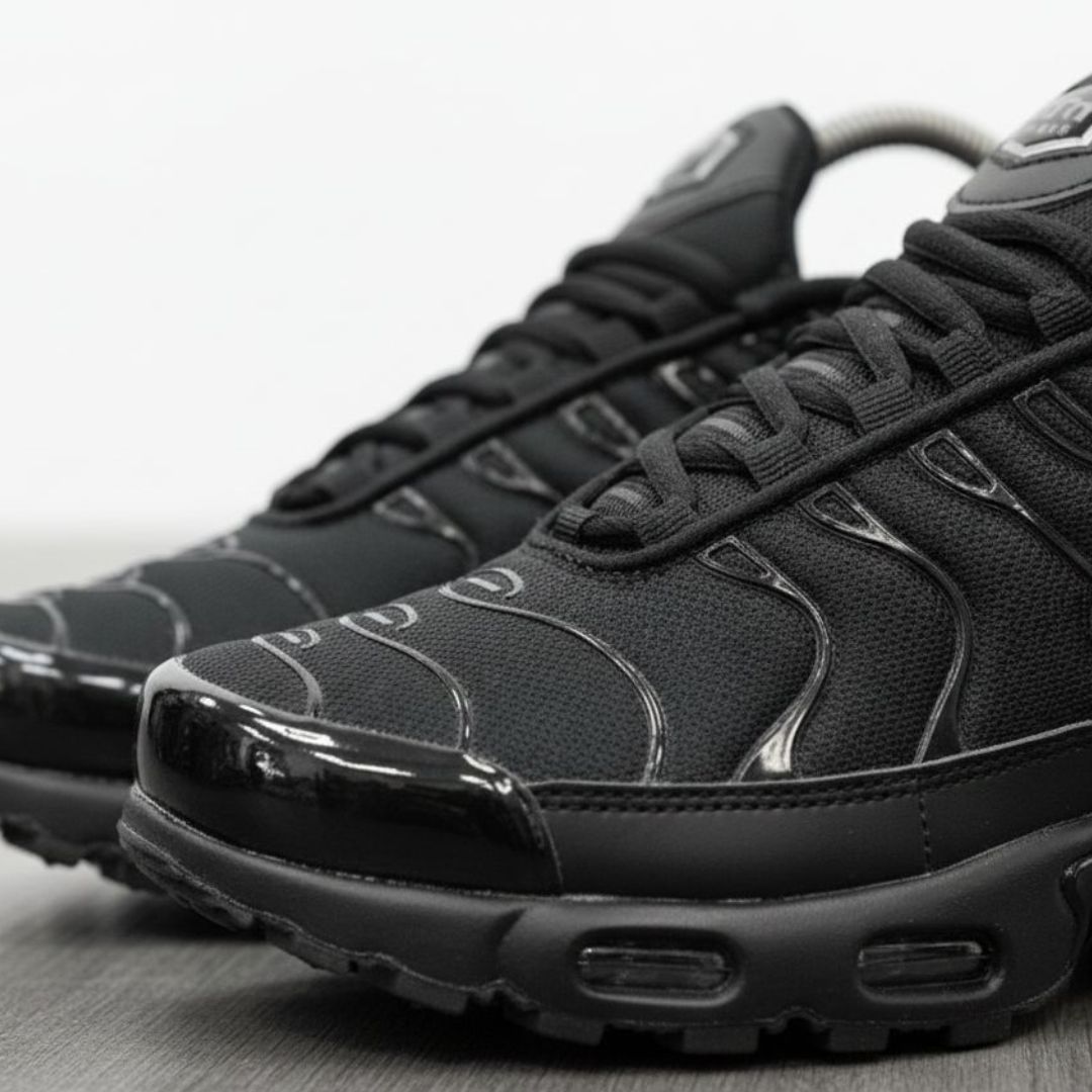 NIKE TN NEGRO